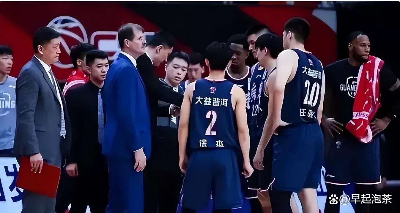 CBA季后赛倒计时，多特蒙德集结日官宣签约，细节引发关注，态度坚定，细节决定成败的简单介绍
