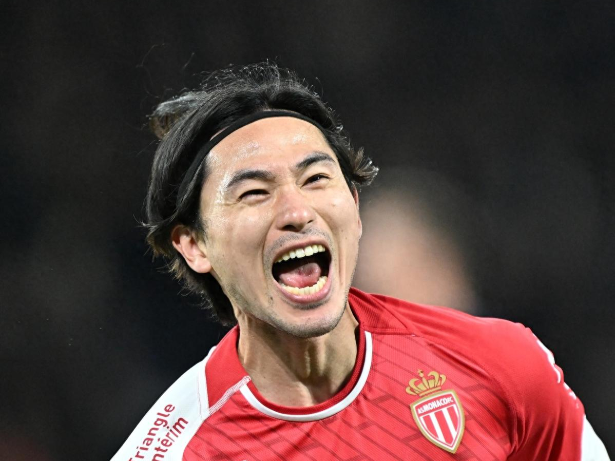 包含赛后本菲卡调整名单以备欧超杯;主帅复盘环节打磨;压力陡增;阵容厚度经受考验的词条 包含赛后本菲卡调整名单以备欧超杯;主帅复盘环节打磨;压力陡增;阵容厚度经受考验的词条