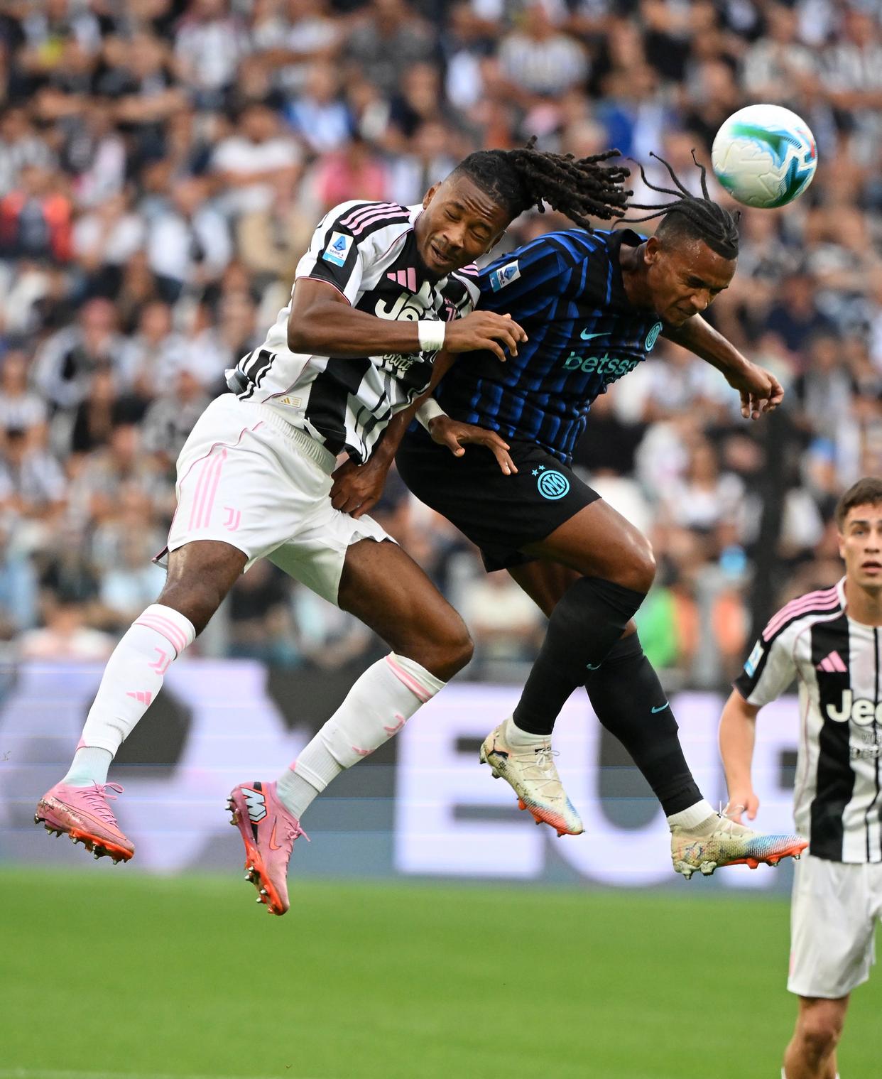 赛地聚焦——意甲国际比赛日热度飙升，成都蓉城伤情更新，目标明确，更衣室氛围转暖的简单介绍-星空体育下载app